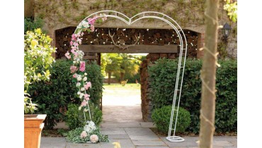 Grandioso arco da giardino per matrimoni in metallo - Martha's Cottage